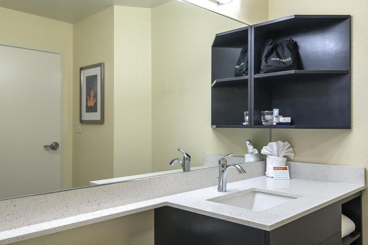 Candlewood Suites Bloomington By Ihg Buitenkant foto